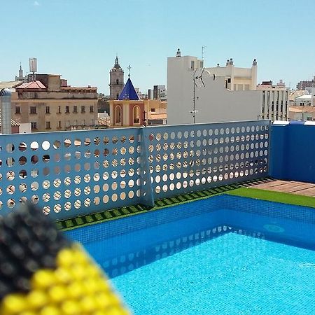 Homely Malaga Carreteria Con Piscina ภายนอก รูปภาพ